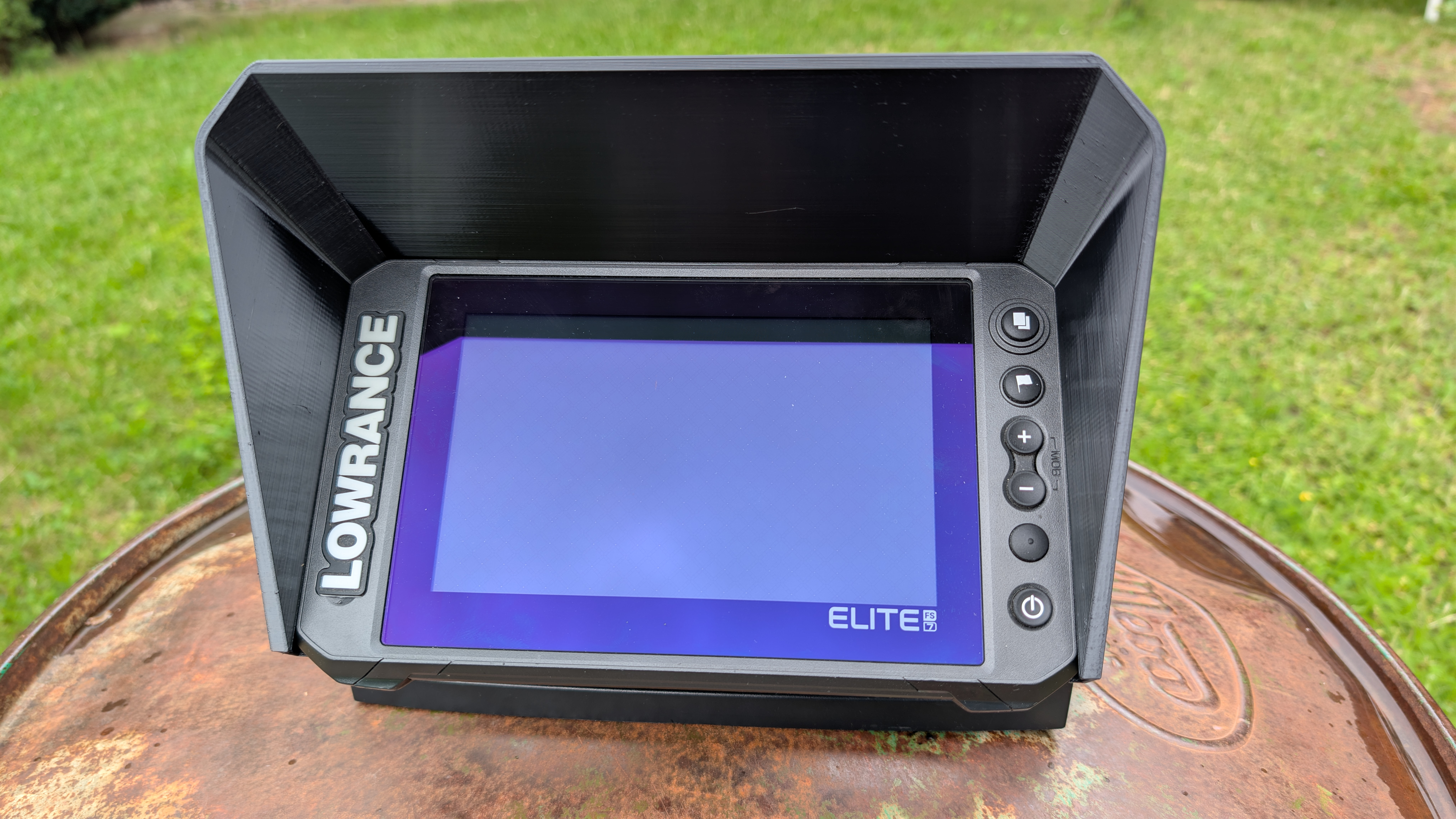 Sluneční clona Lowrance Elite FS7